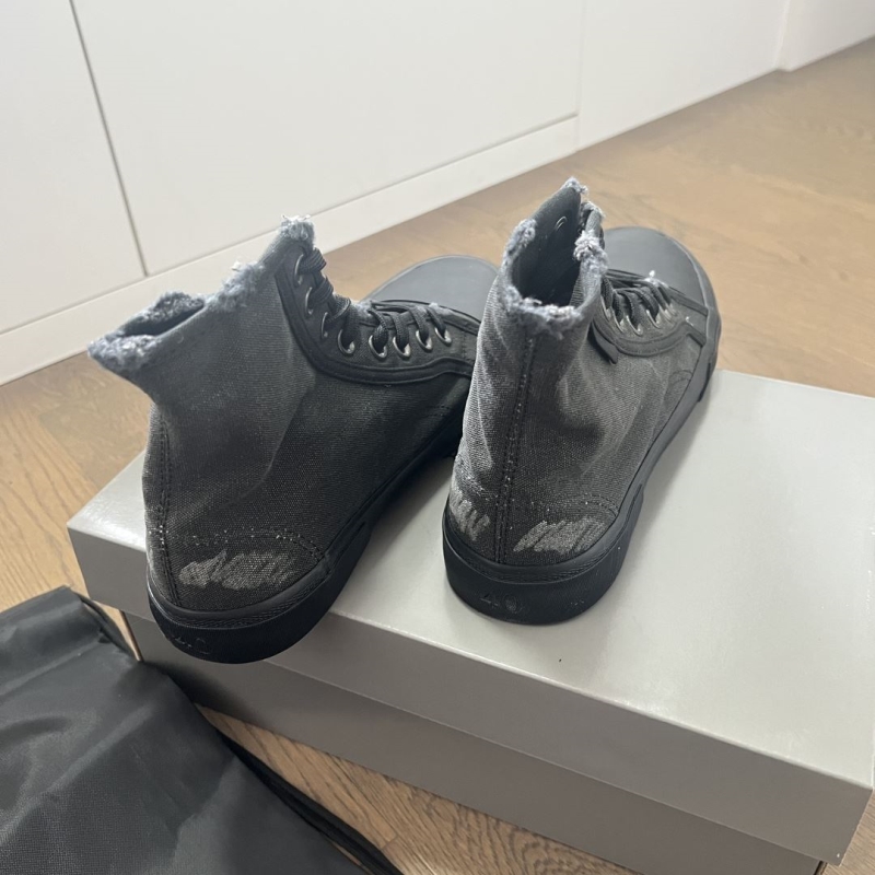 Balenciaga Sneakers